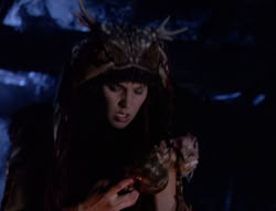 extant_XenaWarriorPrincess_5x05-ThemBonesThemBones_1972