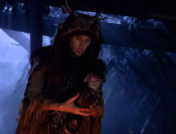 extant_XenaWarriorPrincess_5x05-ThemBonesThemBones_1977