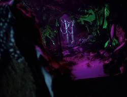 extant_XenaWarriorPrincess_5x05-ThemBonesThemBones_2090