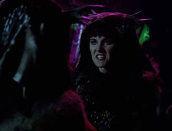 extant_XenaWarriorPrincess_5x05-ThemBonesThemBones_2097