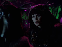 extant_XenaWarriorPrincess_5x05-ThemBonesThemBones_2099