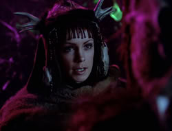 extant_XenaWarriorPrincess_5x05-ThemBonesThemBones_2107