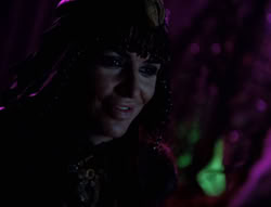 extant_XenaWarriorPrincess_5x05-ThemBonesThemBones_2130