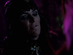 extant_XenaWarriorPrincess_5x05-ThemBonesThemBones_2136