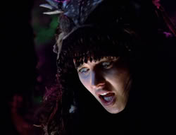 extant_XenaWarriorPrincess_5x05-ThemBonesThemBones_2137