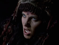 extant_XenaWarriorPrincess_5x05-ThemBonesThemBones_2149