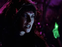 extant_XenaWarriorPrincess_5x05-ThemBonesThemBones_2195