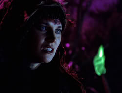 extant_XenaWarriorPrincess_5x05-ThemBonesThemBones_2198