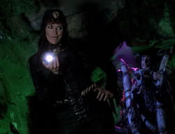 extant_XenaWarriorPrincess_5x05-ThemBonesThemBones_2222