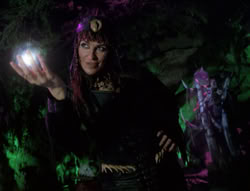 extant_XenaWarriorPrincess_5x05-ThemBonesThemBones_2255