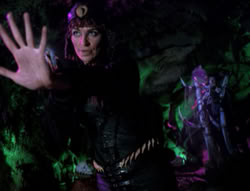 extant_XenaWarriorPrincess_5x05-ThemBonesThemBones_2277