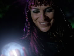 extant_XenaWarriorPrincess_5x05-ThemBonesThemBones_2288