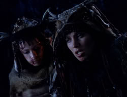extant_XenaWarriorPrincess_5x05-ThemBonesThemBones_2306