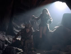 extant_XenaWarriorPrincess_5x05-ThemBonesThemBones_2352