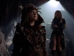 extant_XenaWarriorPrincess_5x05-ThemBonesThemBones_2370