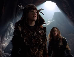 extant_XenaWarriorPrincess_5x05-ThemBonesThemBones_2384