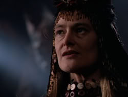 extant_XenaWarriorPrincess_5x05-ThemBonesThemBones_2407