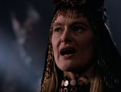 extant_XenaWarriorPrincess_5x05-ThemBonesThemBones_2415