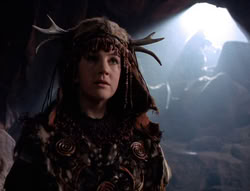 extant_XenaWarriorPrincess_5x05-ThemBonesThemBones_2438
