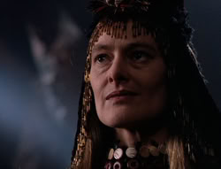 extant_XenaWarriorPrincess_5x05-ThemBonesThemBones_2441