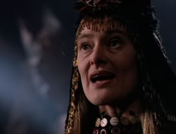 extant_XenaWarriorPrincess_5x05-ThemBonesThemBones_2447