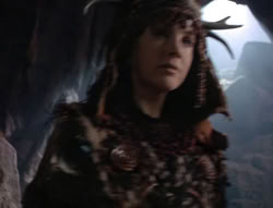 extant_XenaWarriorPrincess_5x05-ThemBonesThemBones_2452