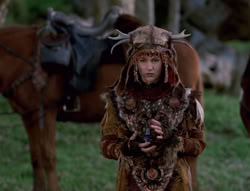 extant_XenaWarriorPrincess_5x05-ThemBonesThemBones_2469
