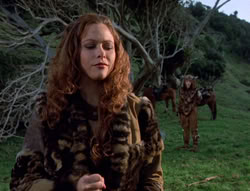extant_XenaWarriorPrincess_5x05-ThemBonesThemBones_2477