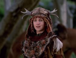 extant_XenaWarriorPrincess_5x05-ThemBonesThemBones_2485