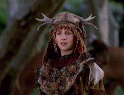 extant_XenaWarriorPrincess_5x05-ThemBonesThemBones_2486