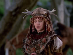 extant_XenaWarriorPrincess_5x05-ThemBonesThemBones_2492