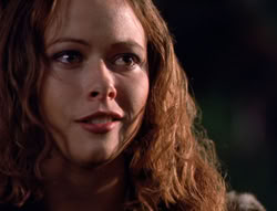 extant_XenaWarriorPrincess_5x05-ThemBonesThemBones_2510