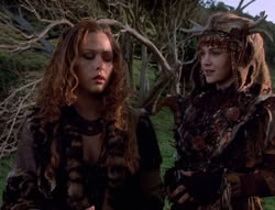 extant_XenaWarriorPrincess_5x05-ThemBonesThemBones_2533