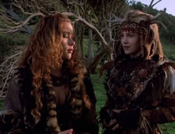 extant_XenaWarriorPrincess_5x05-ThemBonesThemBones_2534