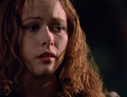extant_XenaWarriorPrincess_5x05-ThemBonesThemBones_2556