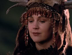 extant_XenaWarriorPrincess_5x05-ThemBonesThemBones_2562