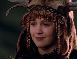 extant_XenaWarriorPrincess_5x05-ThemBonesThemBones_2565