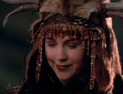extant_XenaWarriorPrincess_5x05-ThemBonesThemBones_2583