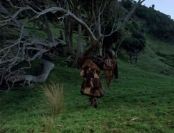 extant_XenaWarriorPrincess_5x05-ThemBonesThemBones_2596