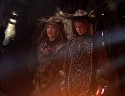 extant_XenaWarriorPrincess_5x05-ThemBonesThemBones_2609