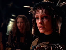 extant_XenaWarriorPrincess_5x05-ThemBonesThemBones_2647