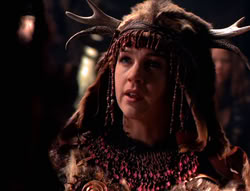 extant_XenaWarriorPrincess_5x05-ThemBonesThemBones_2663