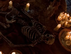 extant_XenaWarriorPrincess_5x05-ThemBonesThemBones_2699