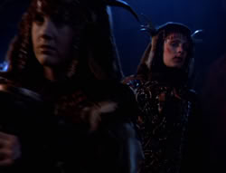 extant_XenaWarriorPrincess_5x05-ThemBonesThemBones_2728