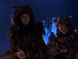 extant_XenaWarriorPrincess_5x05-ThemBonesThemBones_2737