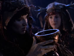 extant_XenaWarriorPrincess_5x05-ThemBonesThemBones_2743