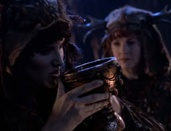 extant_XenaWarriorPrincess_5x05-ThemBonesThemBones_2744