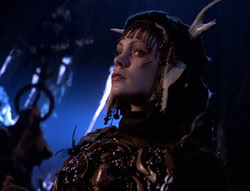 extant_XenaWarriorPrincess_5x05-ThemBonesThemBones_2763