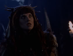 extant_XenaWarriorPrincess_5x05-ThemBonesThemBones_2880