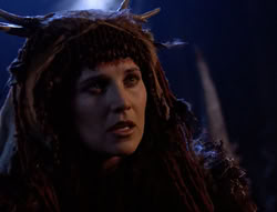 extant_XenaWarriorPrincess_5x05-ThemBonesThemBones_2891